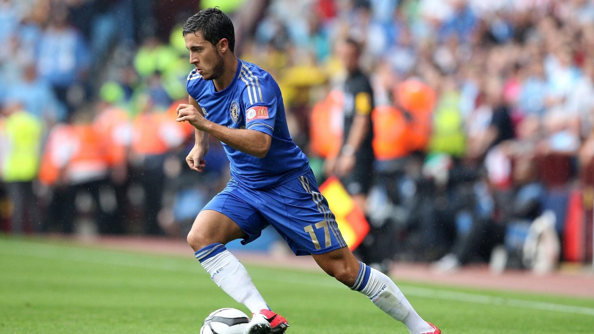 “胡利安·门德斯：阿根廷橄榄球未来的焦点，突破性表现不断”